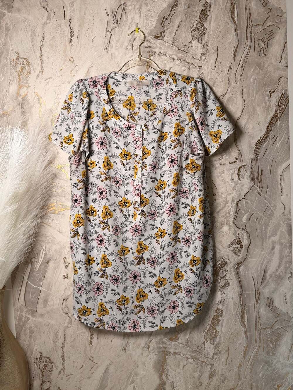 LOFT Plus Floral Print Short Sleeve Button Front Blouse Size 16